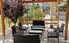 Vila Sidef Mamaia Nord se închiriază integral